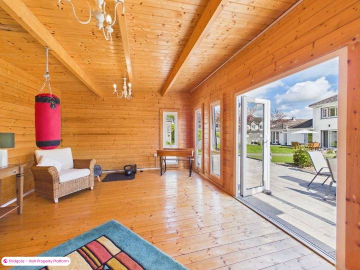 Detached house for Sale in Waterford City Centre, Waterford