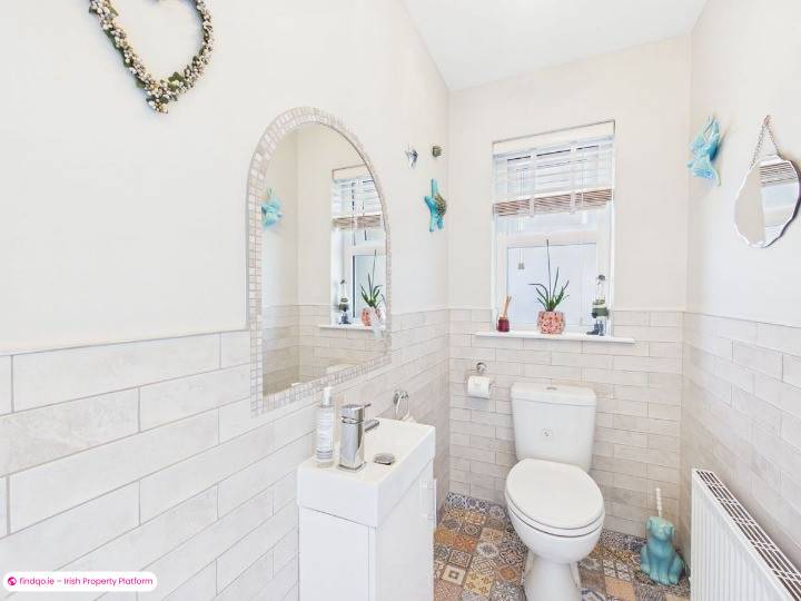 Detached house for Sale in Waterford City Centre, Waterford