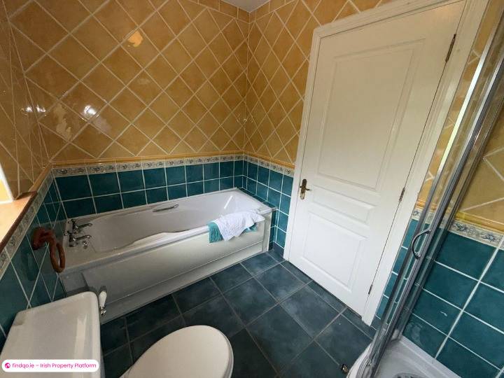 Semi-detached house for Sale in Portlaoise, Laois