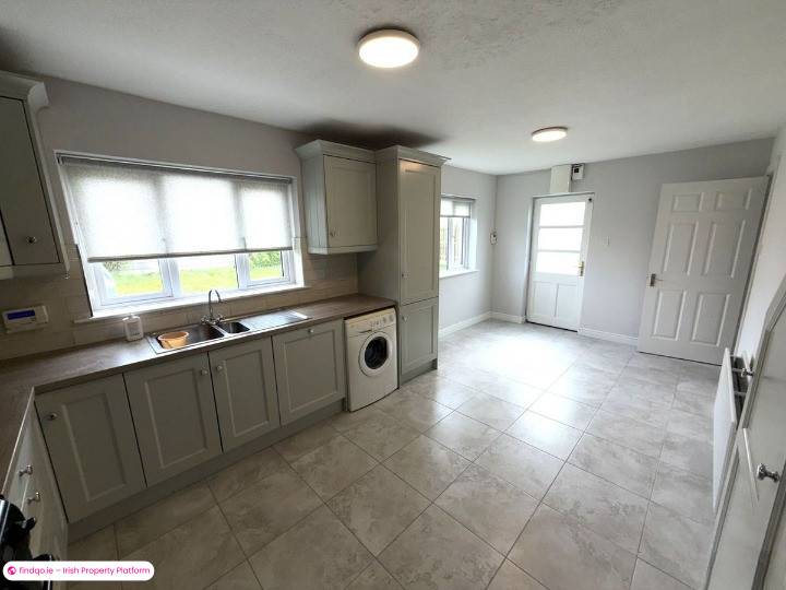 Semi-detached house for Sale in Portlaoise, Laois