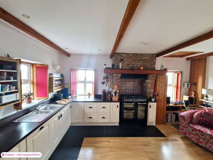Detached house for Sale in Dunfanaghy, Donegal