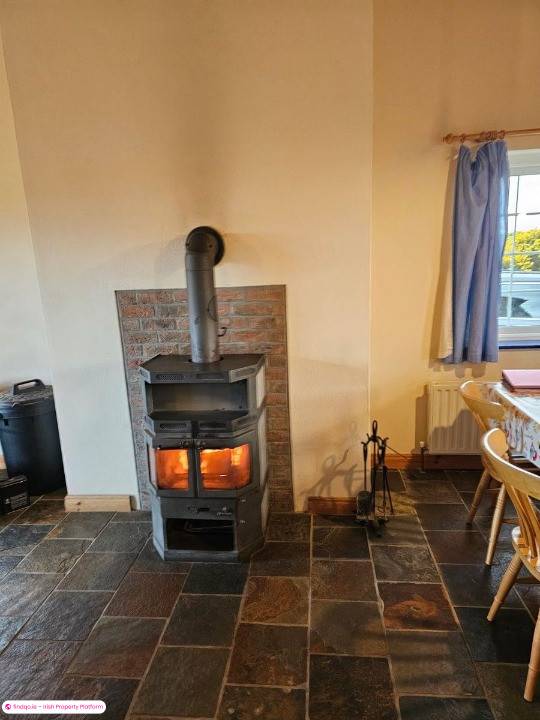 Detached house for Sale in Croaghrimbeg, Mayo