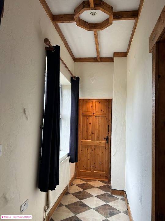 Detached house for Sale in Ballyhaunis, Mayo
