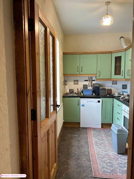 Detached house for Sale in Ballyhaunis, Mayo