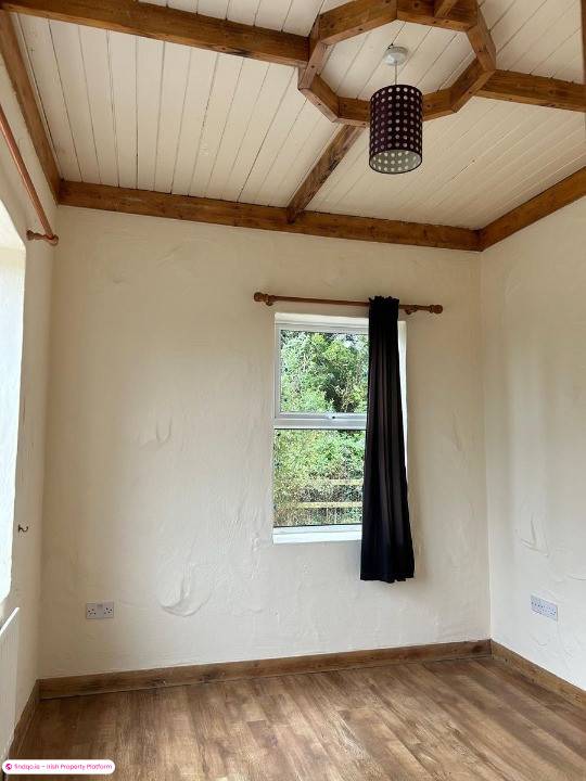 Detached house for Sale in Ballyhaunis, Mayo