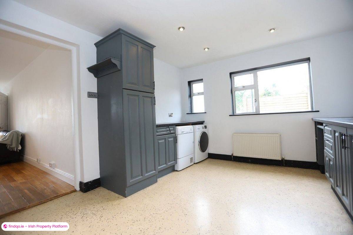 Detached house for Sale in Kinsale, Cork