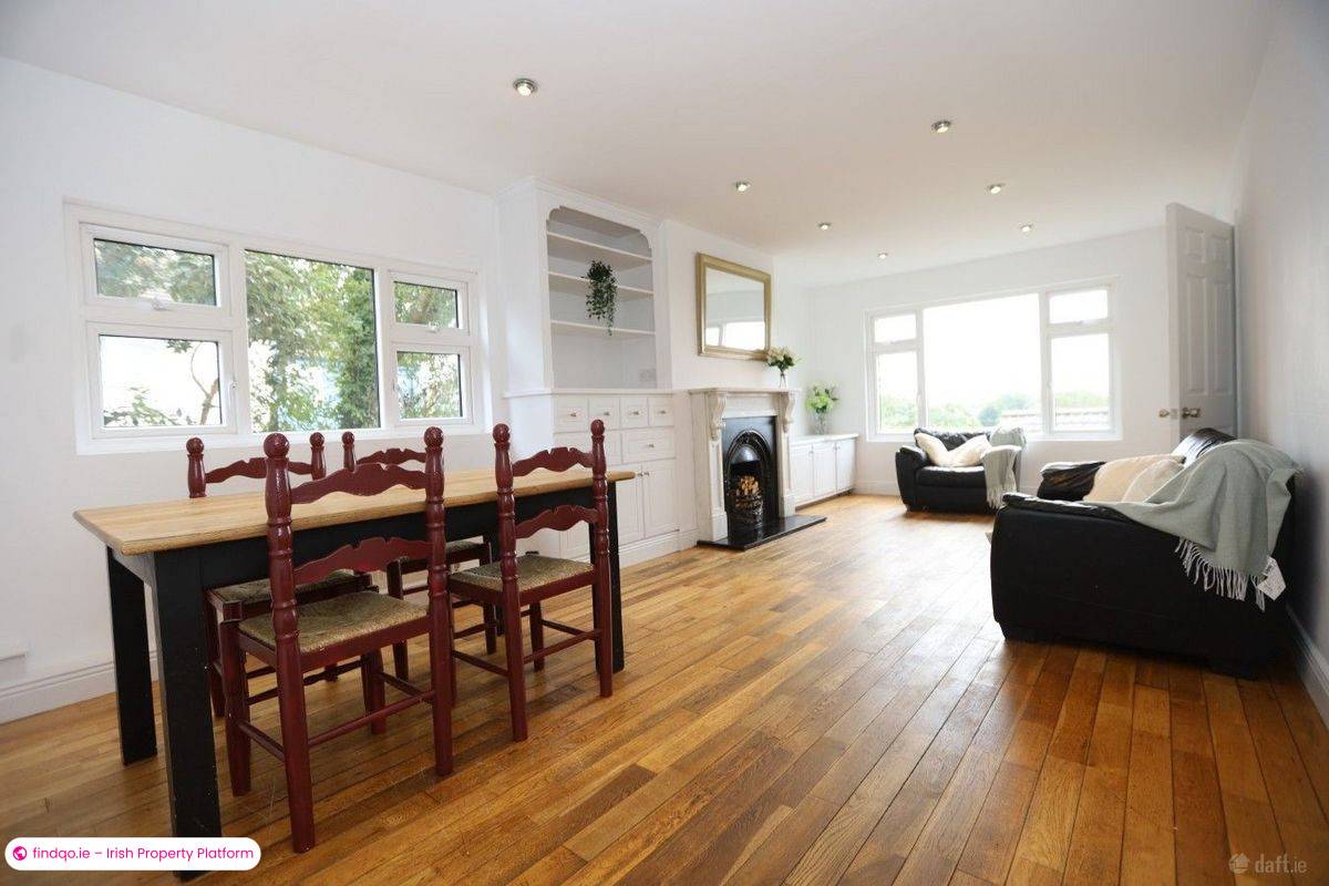 Detached house for Sale in Kinsale, Cork