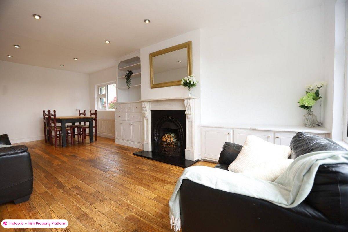 Detached house for Sale in Kinsale, Cork