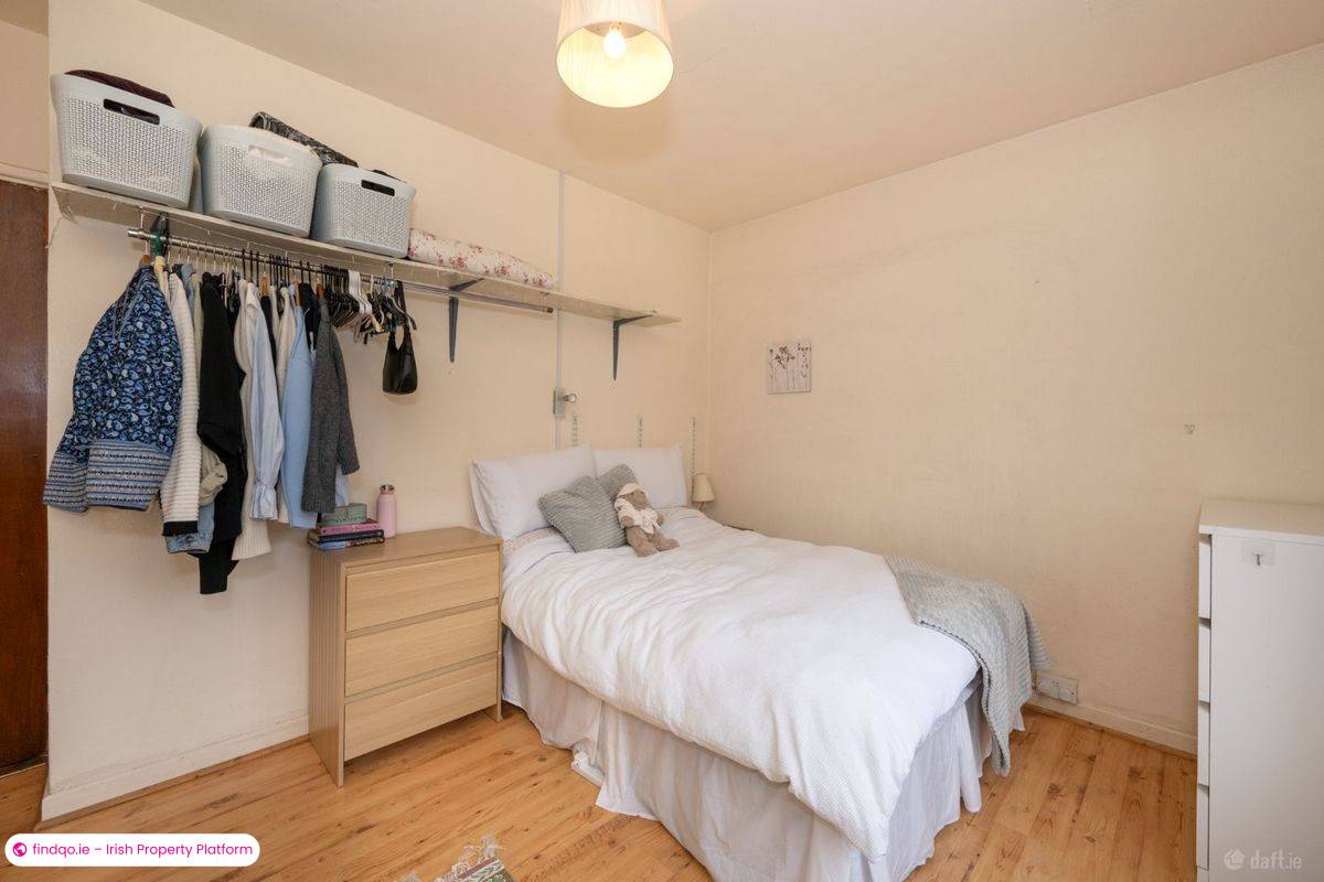 Detached house for Sale in The Lough, Cork