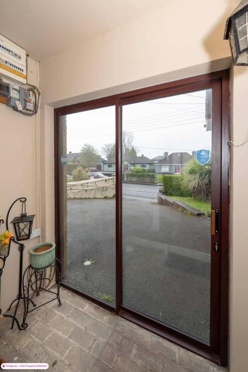 Detached house for Sale in The Lough, Cork