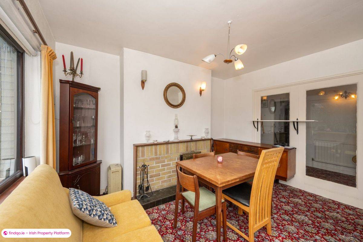 Detached house for Sale in The Lough, Cork