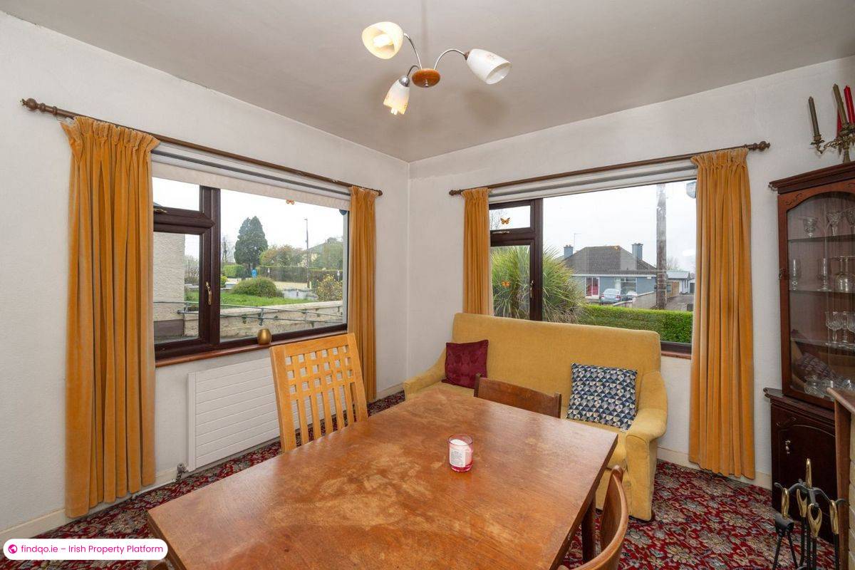 Detached house for Sale in The Lough, Cork