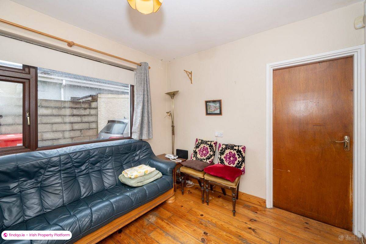 Detached house for Sale in The Lough, Cork