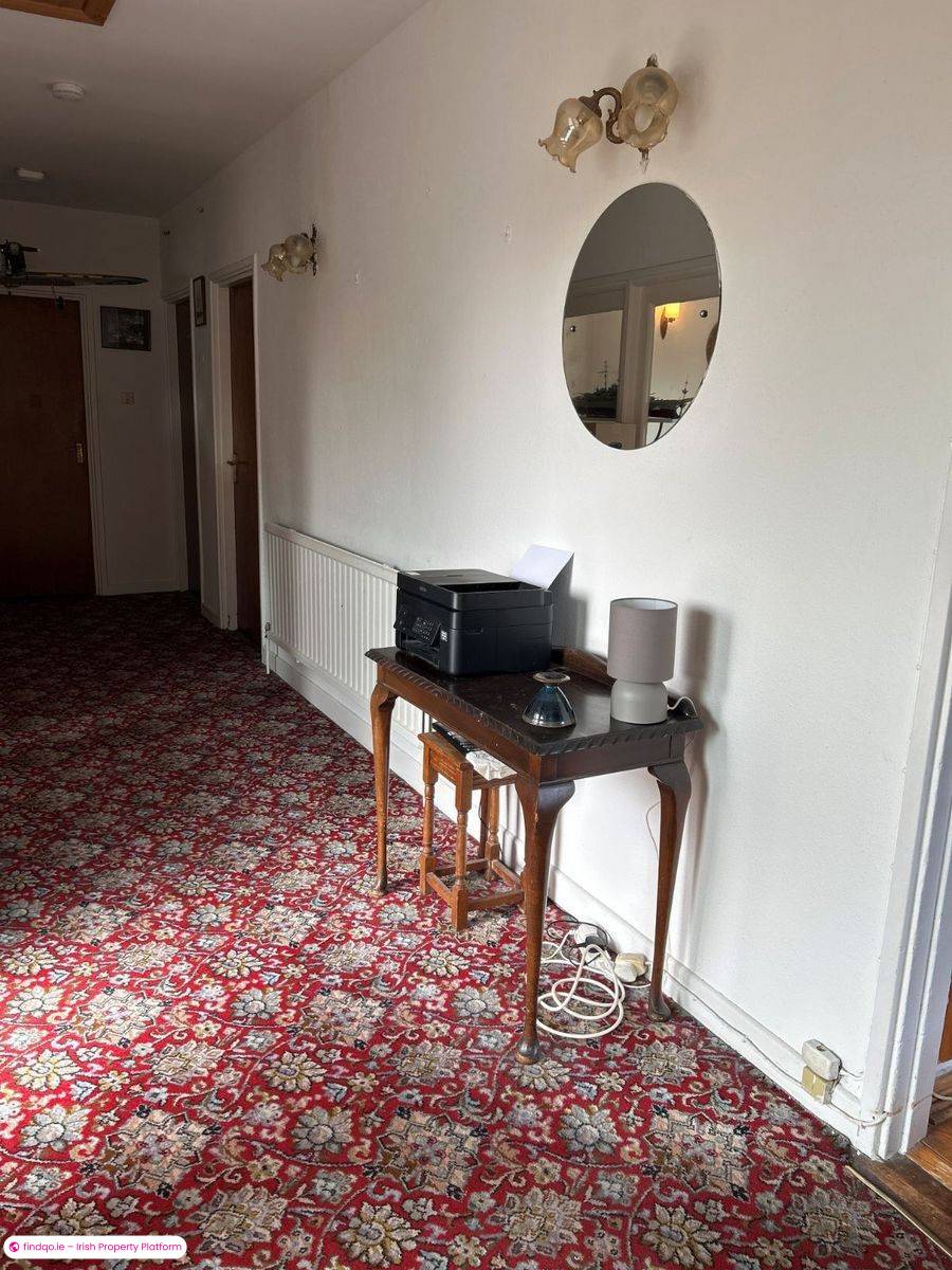 Detached house for Sale in The Lough, Cork