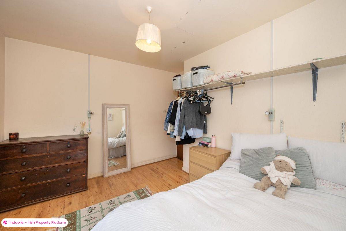Detached house for Sale in The Lough, Cork