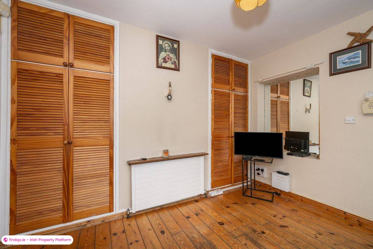 Detached house for Sale in The Lough, Cork