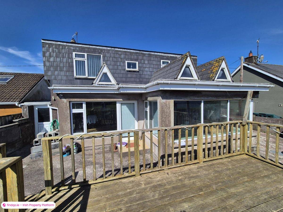 Detached house for Sale in Myrtleville, Cork
