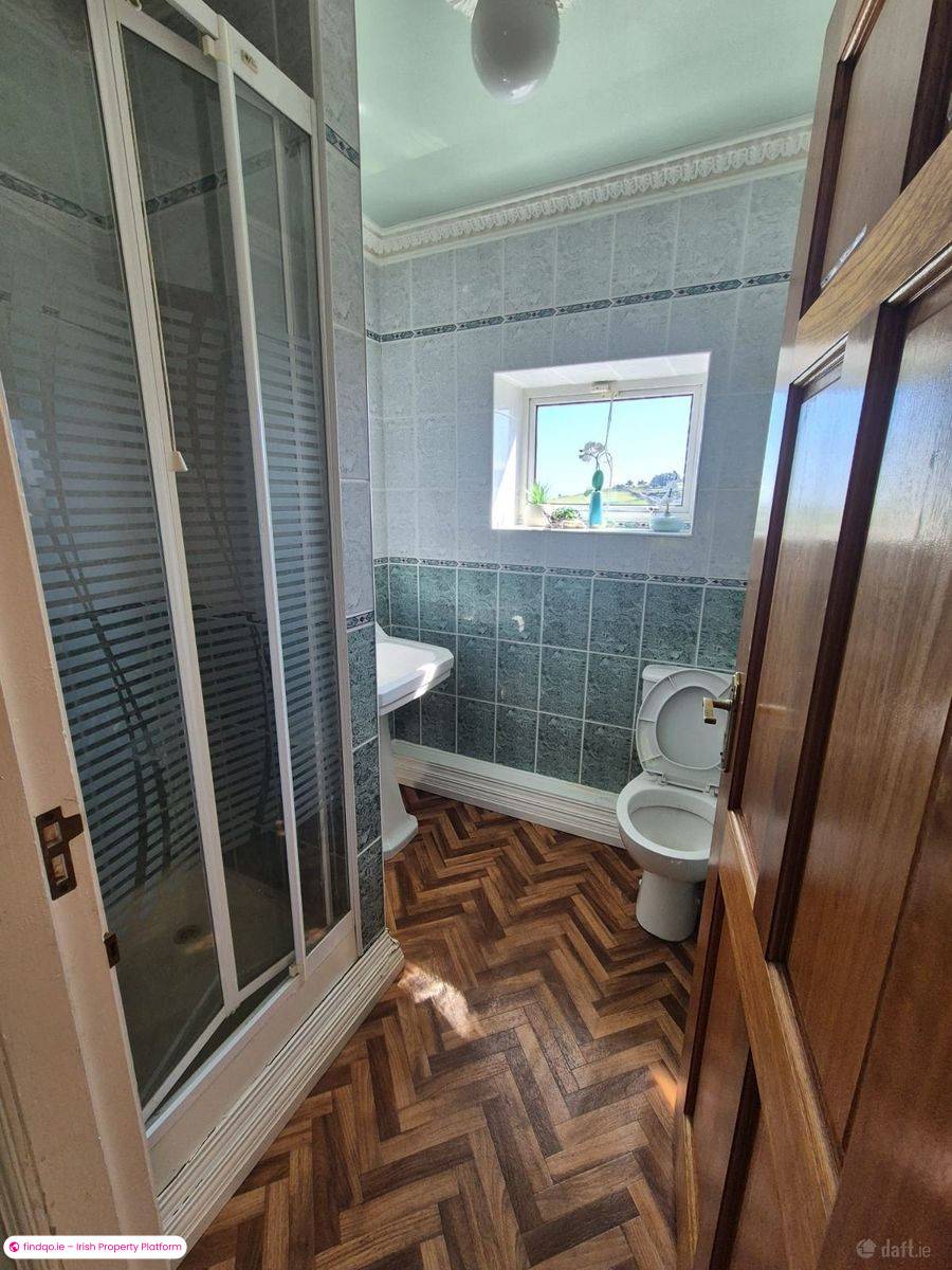 Detached house for Sale in Myrtleville, Cork