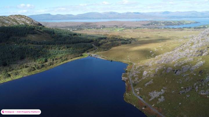 End of terrace house for Sale in Beara, Cork