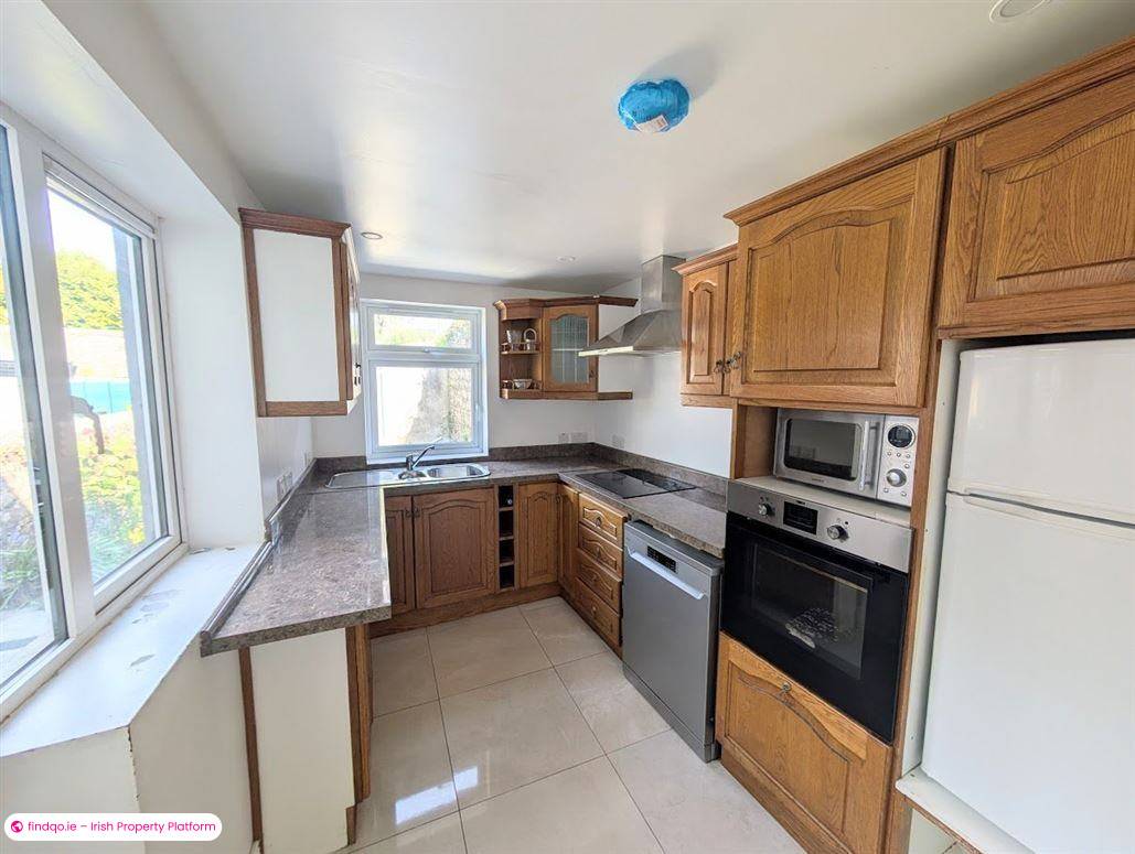End of terrace house for Sale in Nenagh, Tipperary