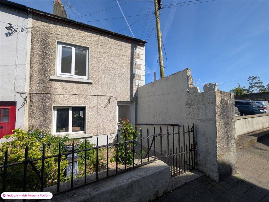 End of terrace house for Sale in Nenagh, Tipperary