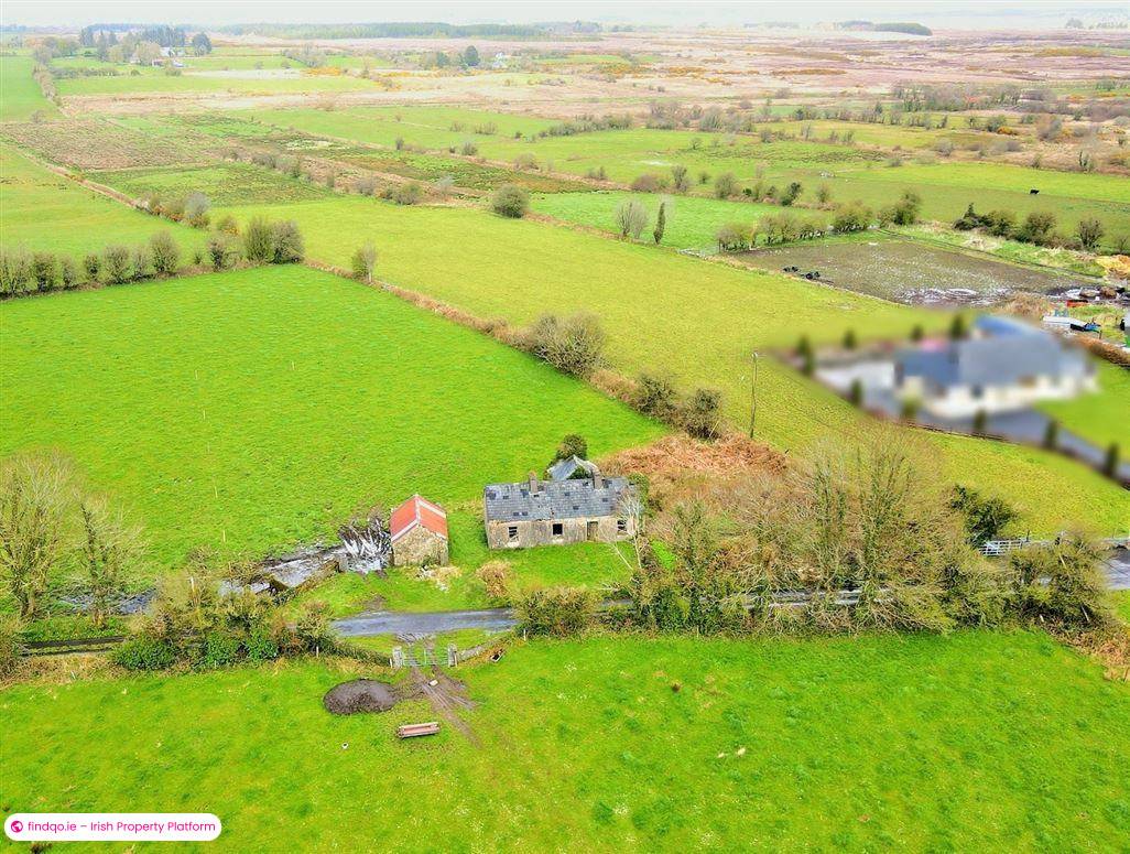 Detached house for Sale in Charlestown, Mayo
