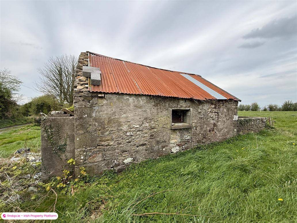 Detached house for Sale in Charlestown, Mayo