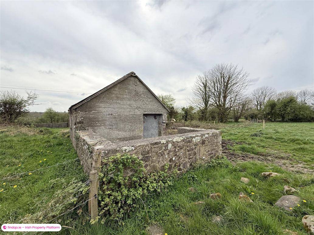 Detached house for Sale in Charlestown, Mayo