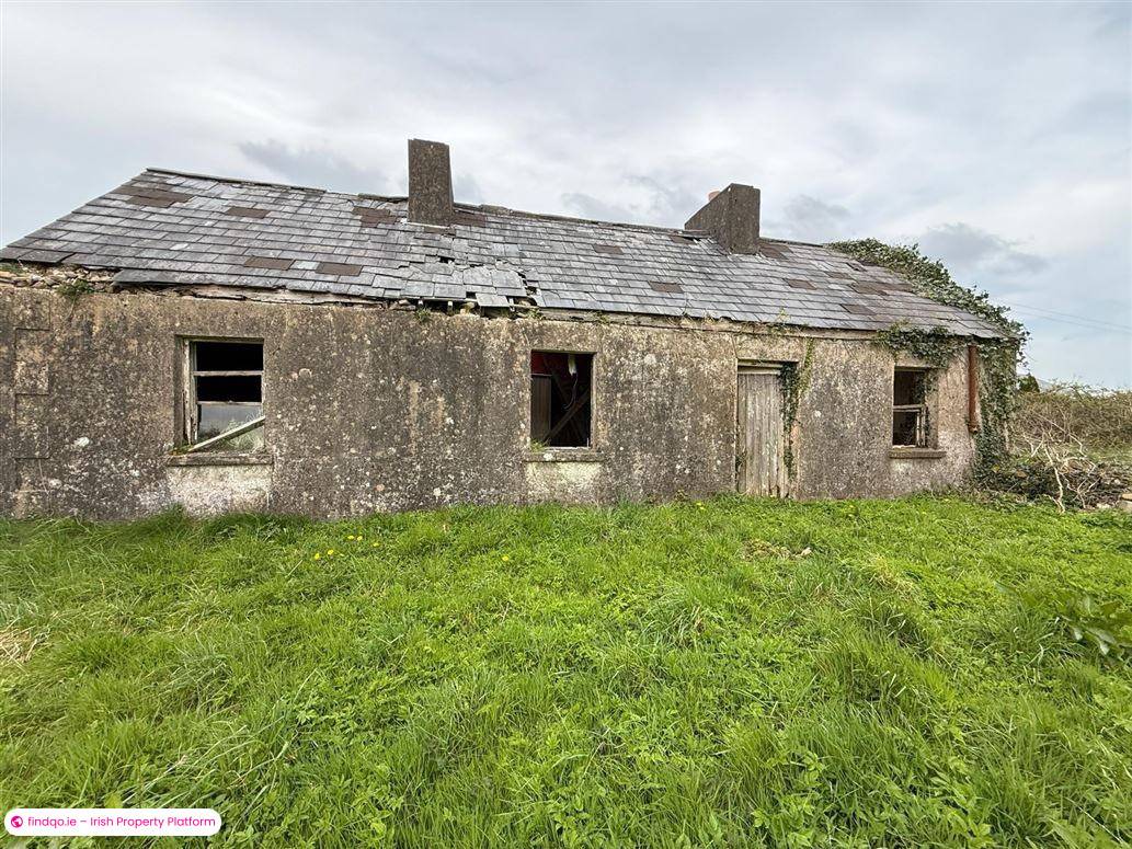 Detached house for Sale in Charlestown, Mayo