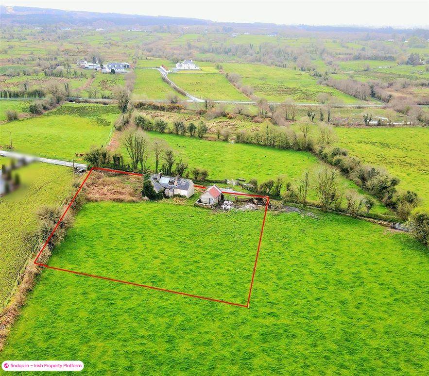 Detached house for Sale in Charlestown, Mayo