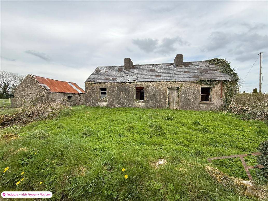 Detached house for Sale in Charlestown, Mayo