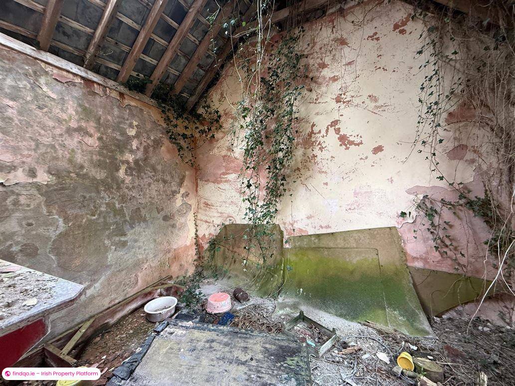 Detached house for Sale in Charlestown, Mayo