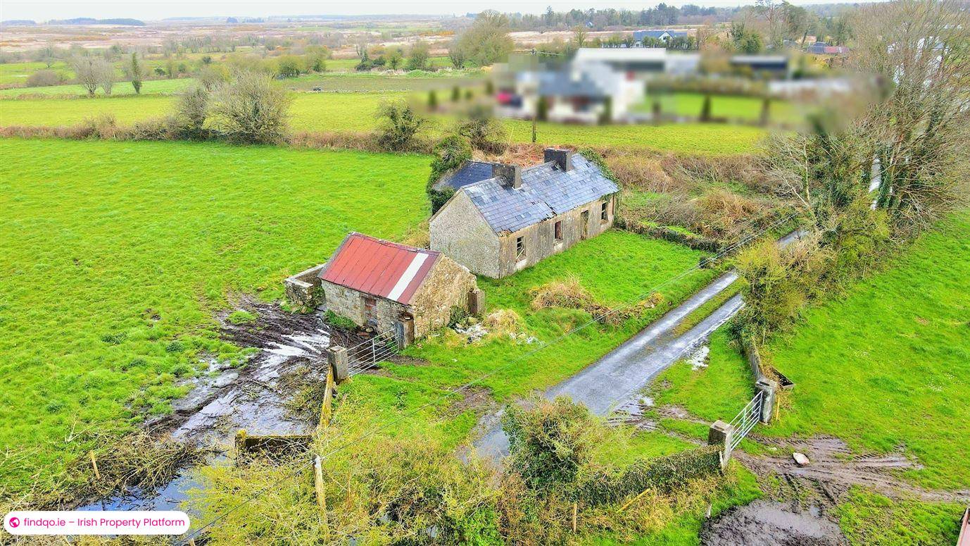 Detached house for Sale in Charlestown, Mayo