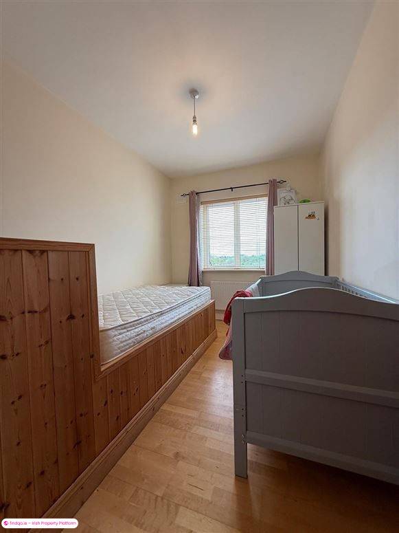 Semi-detached house for Sale in Charlestown, Mayo