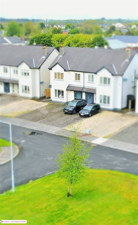 Semi-detached house for Sale in Charlestown, Mayo