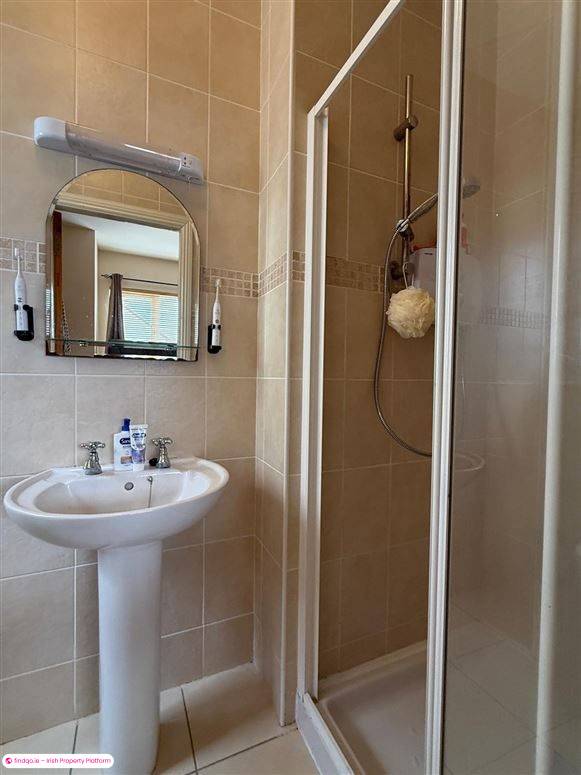 Semi-detached house for Sale in Charlestown, Mayo