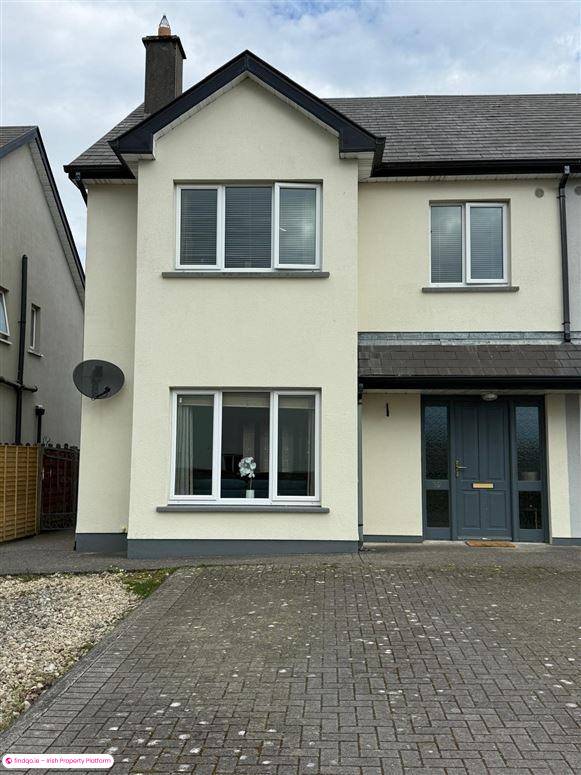 Semi-detached house for Sale in Charlestown, Mayo