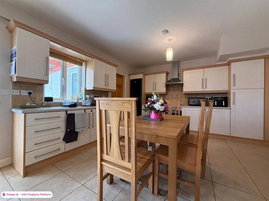 Semi-detached house for Sale in Charlestown, Mayo