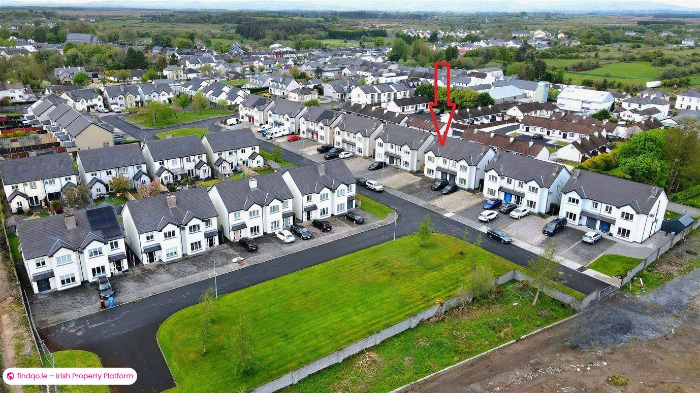Semi-detached house for Sale in Charlestown, Mayo