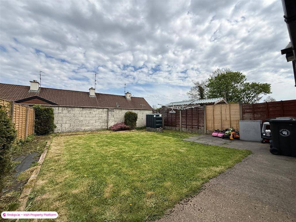 Semi-detached house for Sale in Charlestown, Mayo