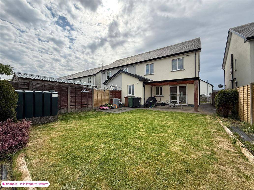 Semi-detached house for Sale in Charlestown, Mayo