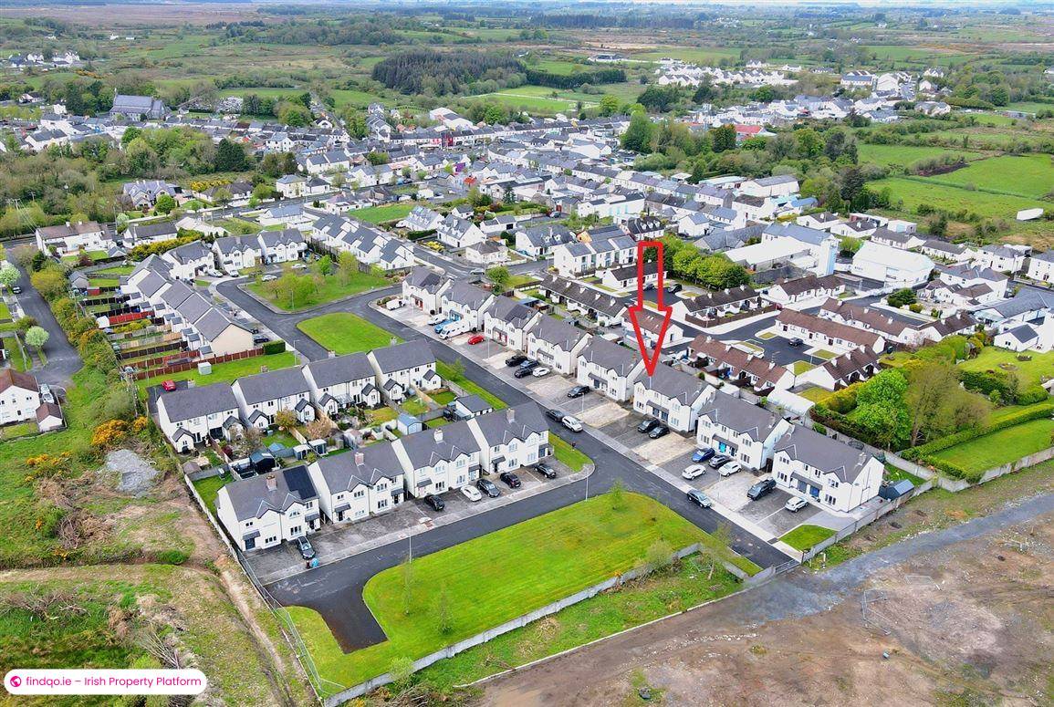 Semi-detached house for Sale in Charlestown, Mayo