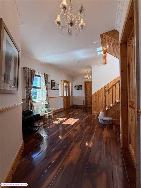 Detached house for Sale in Charlestown, Mayo