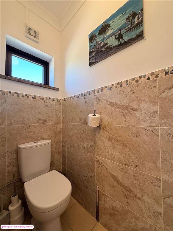 Detached house for Sale in Charlestown, Mayo