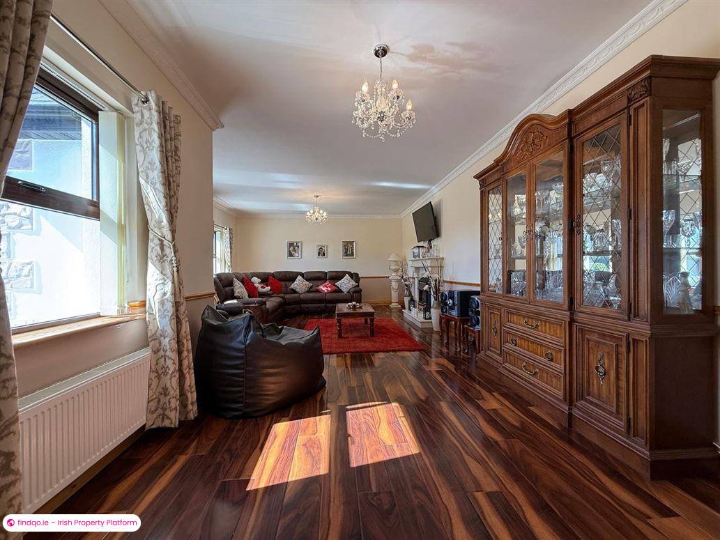 Detached house for Sale in Charlestown, Mayo