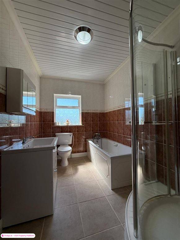 Detached house for Sale in Lisacul, Roscommon
