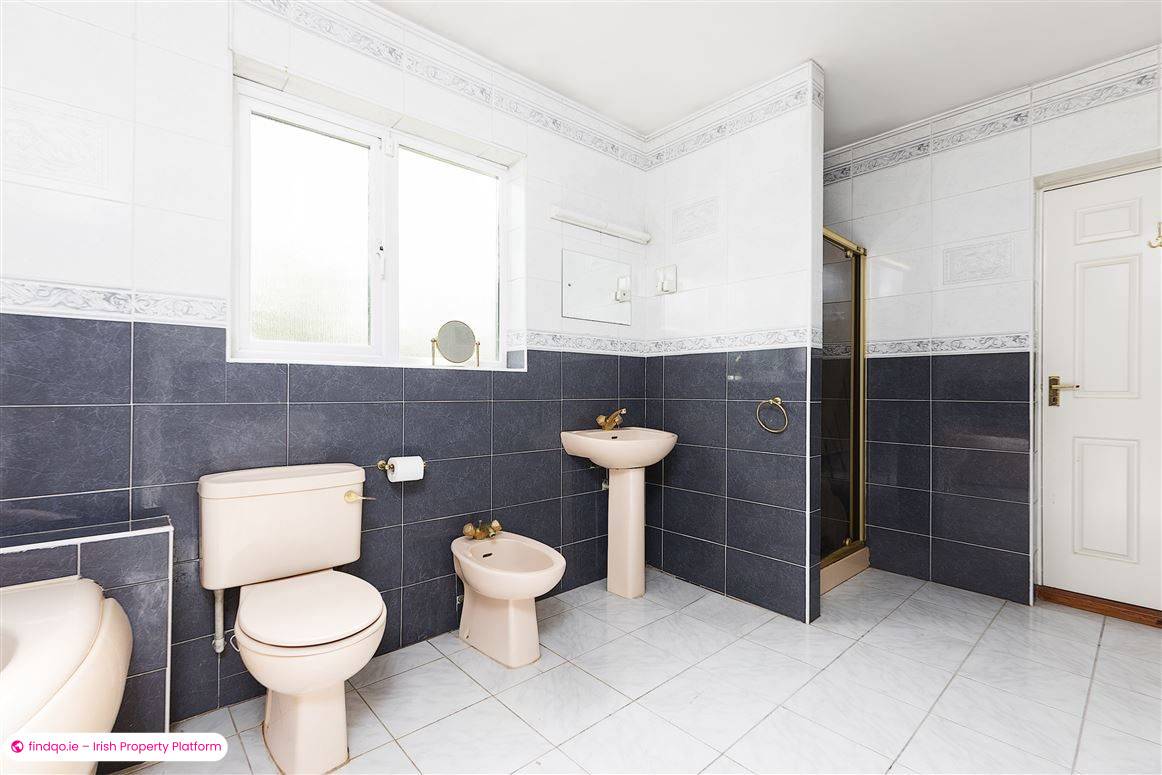 Detached house for Sale in Castleknock, Dublin 15