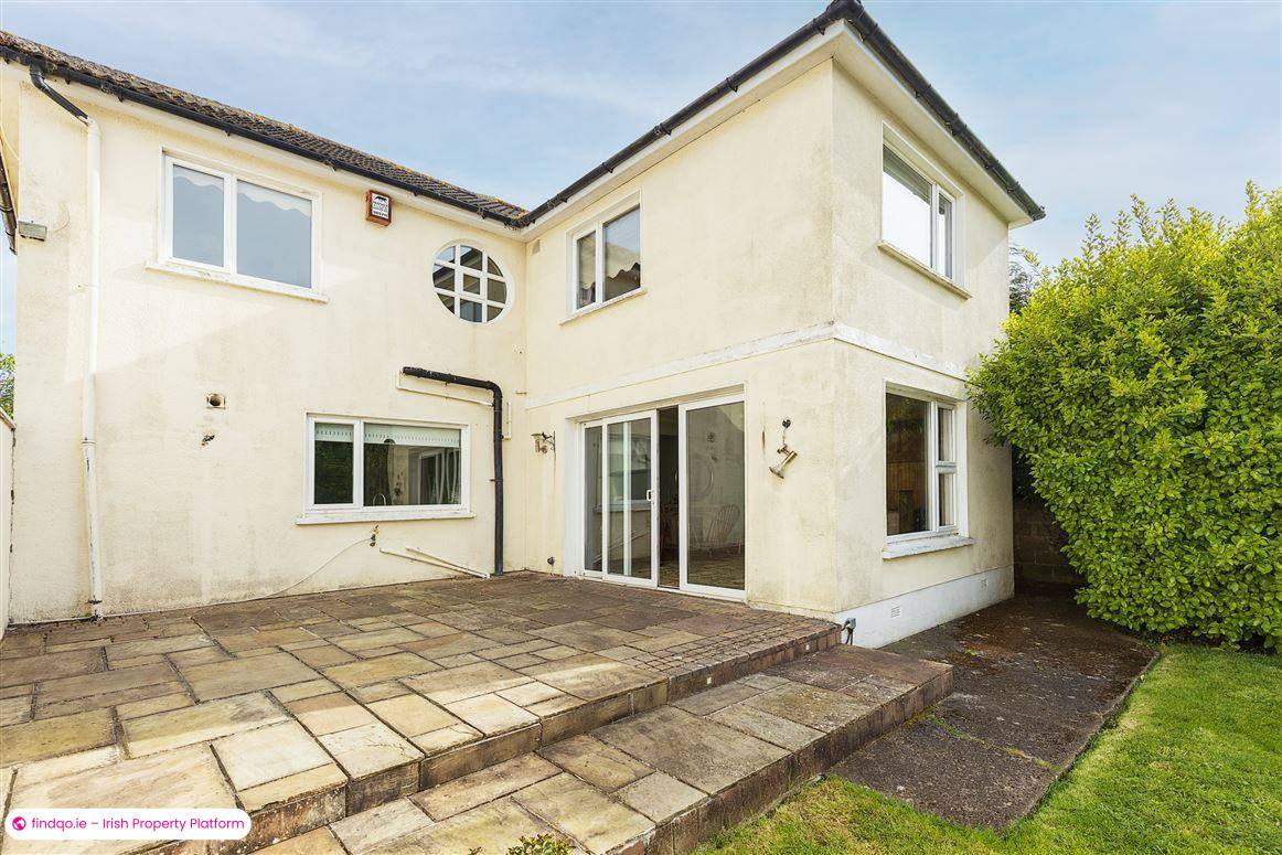 Detached house for Sale in Castleknock, Dublin 15