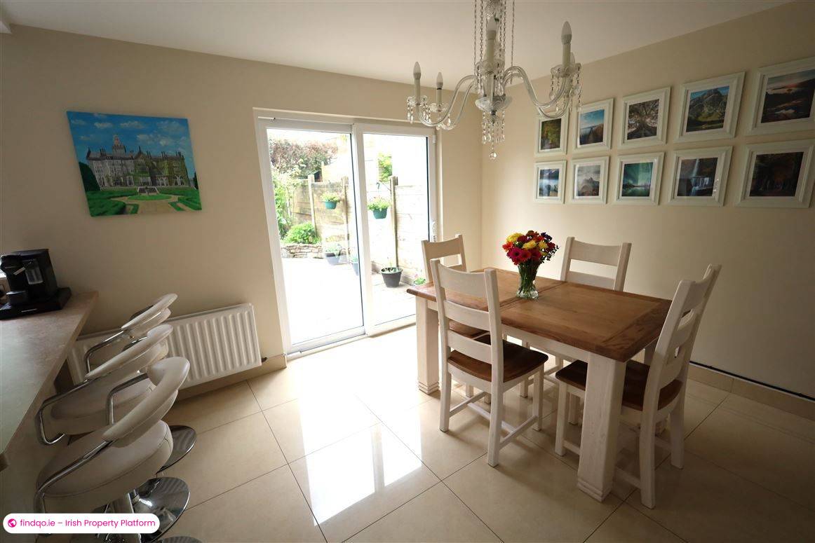 Semi-detached house for Sale in Passage West, Cork