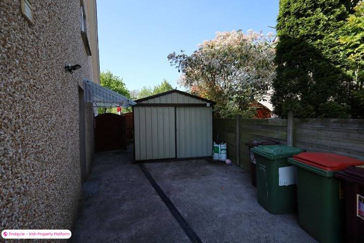 Semi-detached house for Sale in Passage West, Cork